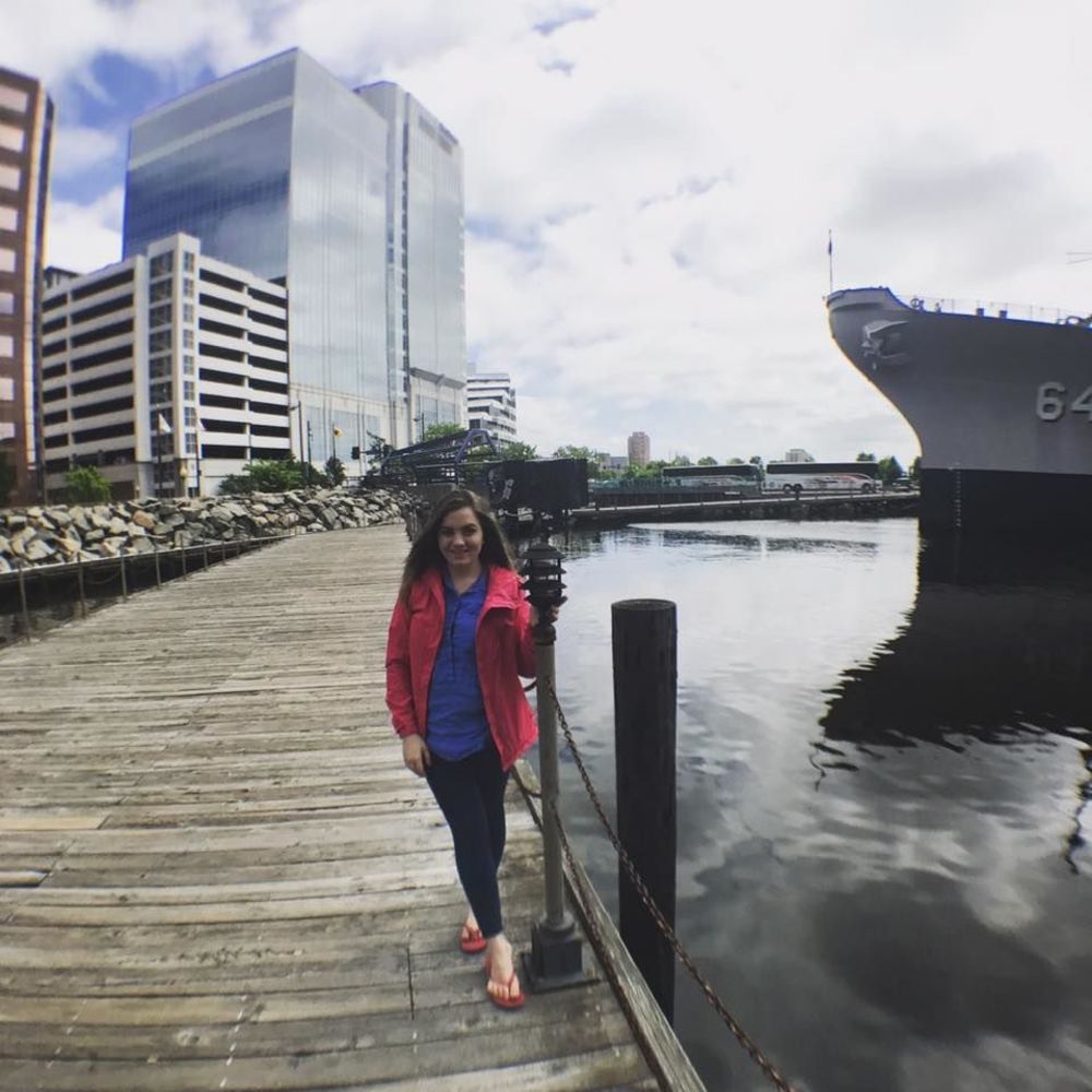 Meet your Posher, Mariana